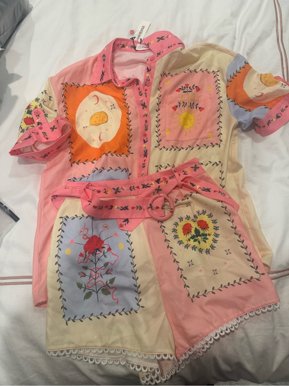 Commense Belted Floral Print Short Set Multicolor Matching Set Resort- Medium - Picture 4 of 4
